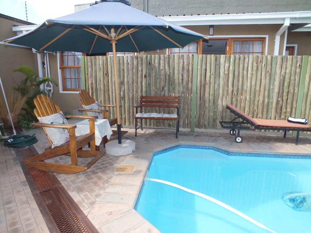 Uzuri Guesthouse CC Windhoek Eksteriør billede