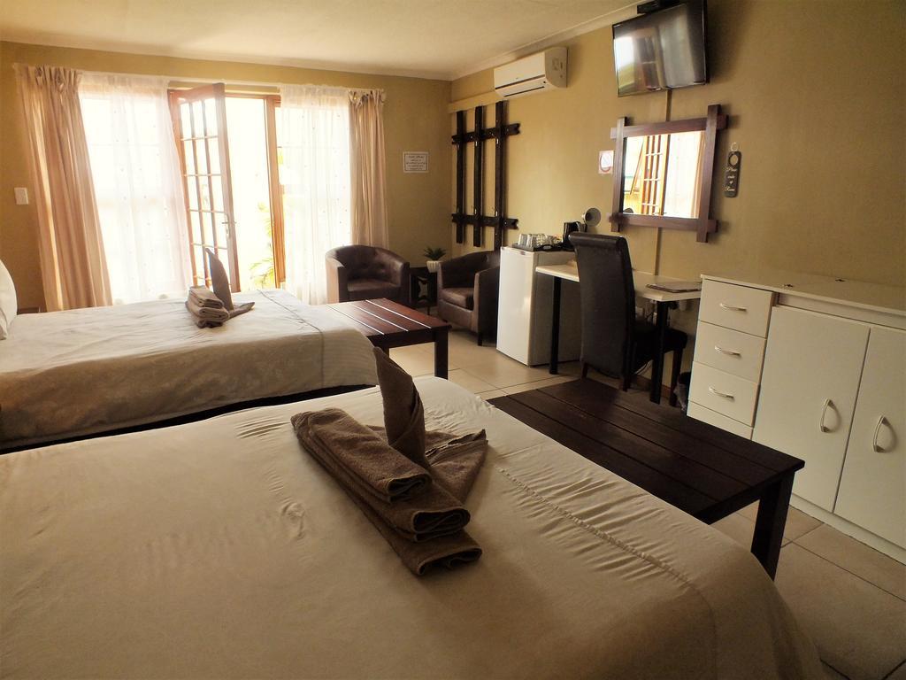 Uzuri Guesthouse CC Windhoek Eksteriør billede