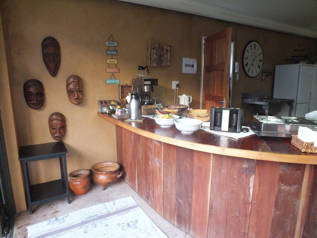 Uzuri Guesthouse CC Windhoek Eksteriør billede